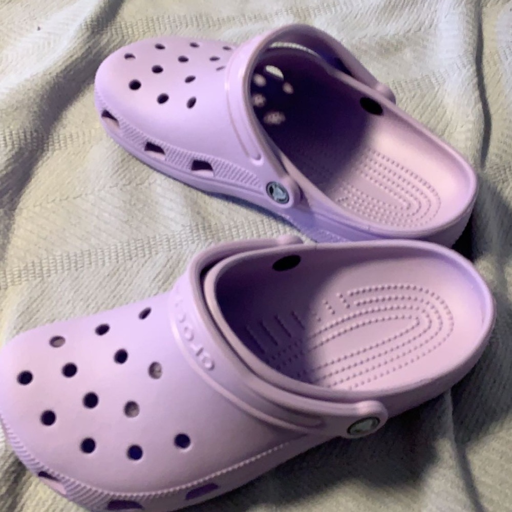 Crocs women’s size 9